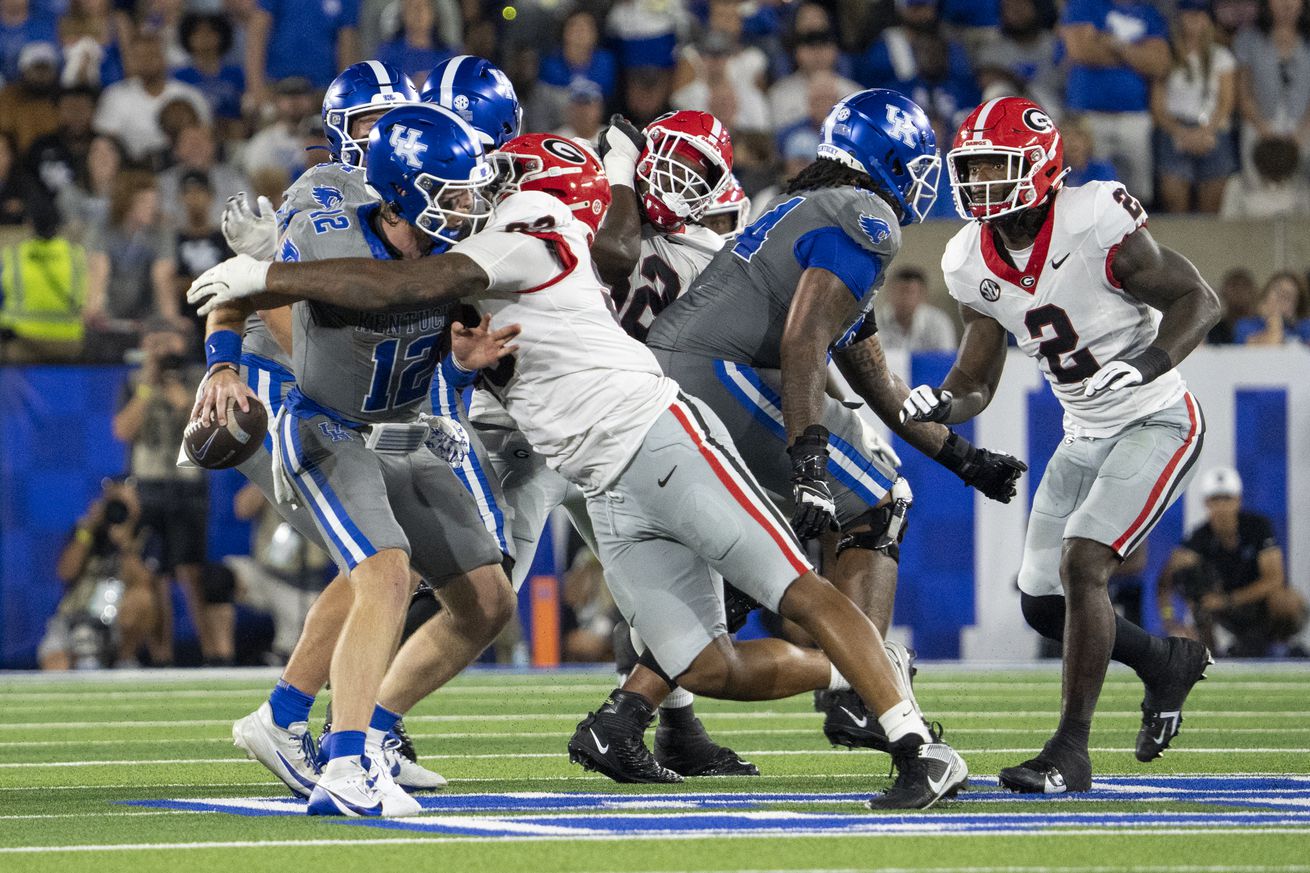 NCAA Football: Georgia at Kentucky