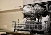 10 Things You Should Never Put On The Bottom Rack Of A Dishwasher